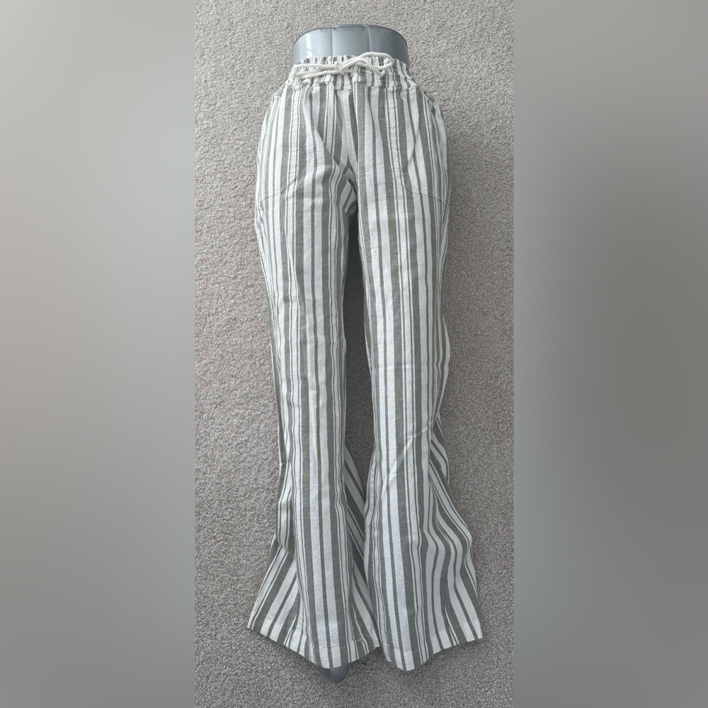 NWOT Roxy Oceanside Beach Linen Blend Pants with rope tie in green stripe